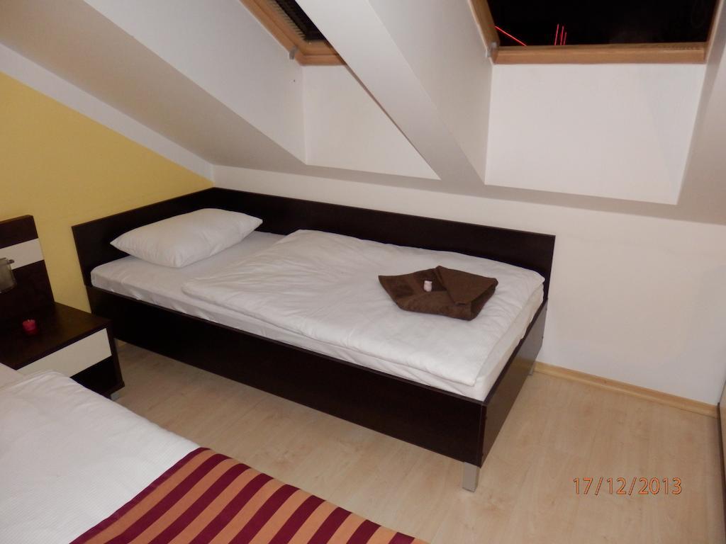Free Apartman Besenova Bilik gambar